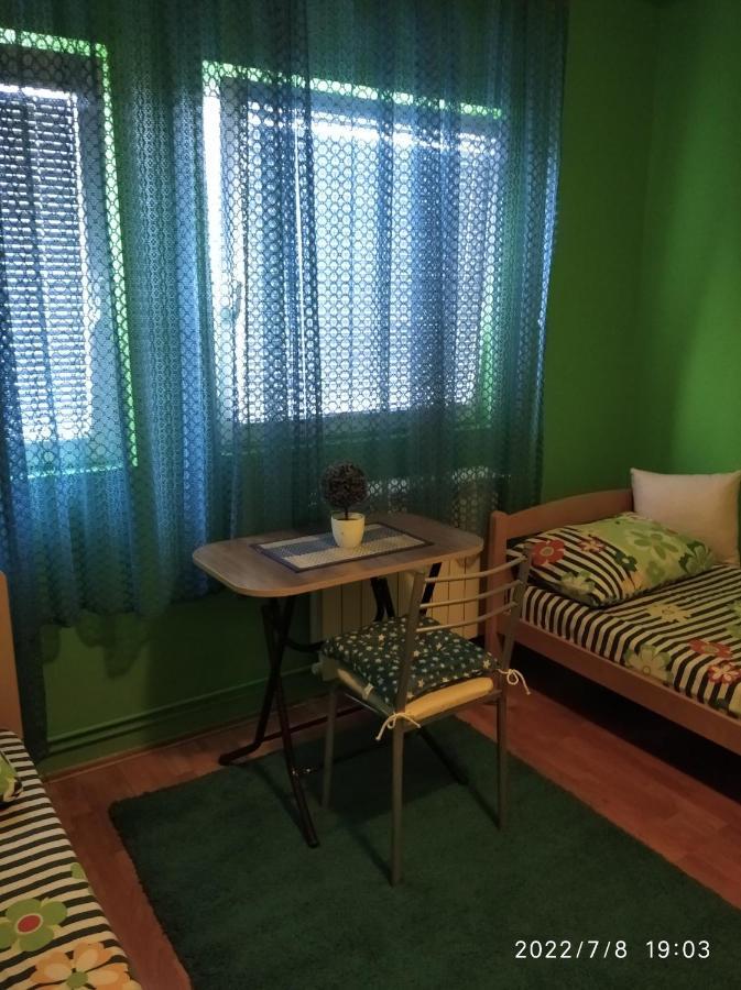 Buric Rooms Nikšić Εξωτερικό φωτογραφία