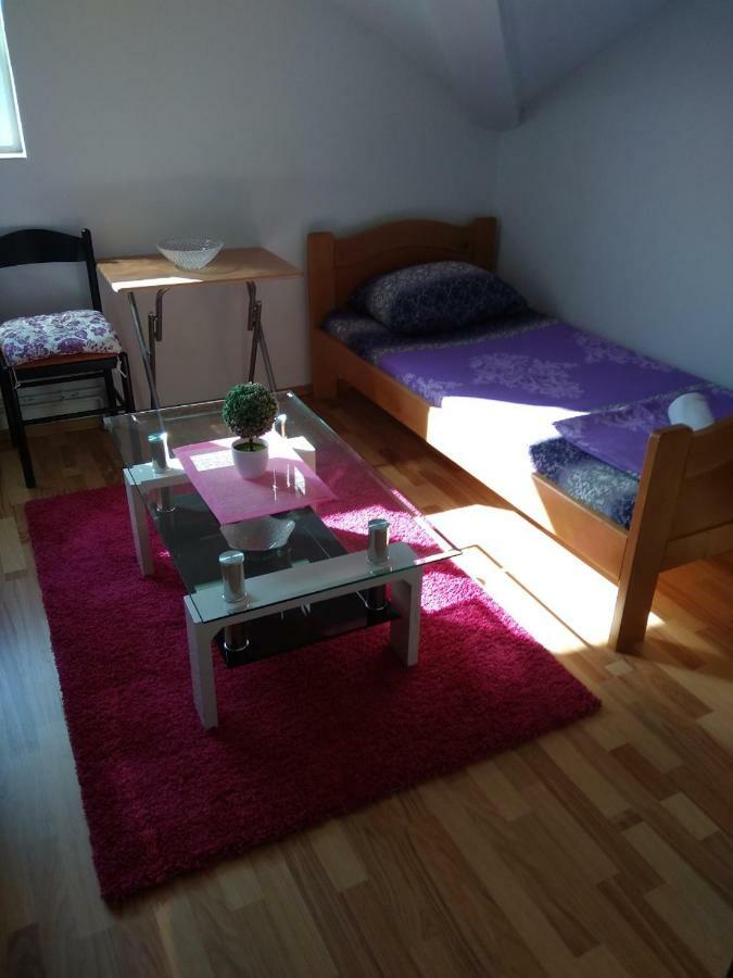 Buric Rooms Nikšić Εξωτερικό φωτογραφία