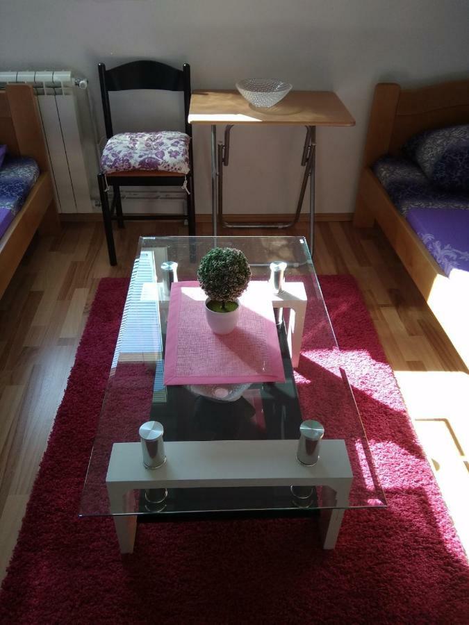 Buric Rooms Nikšić Εξωτερικό φωτογραφία